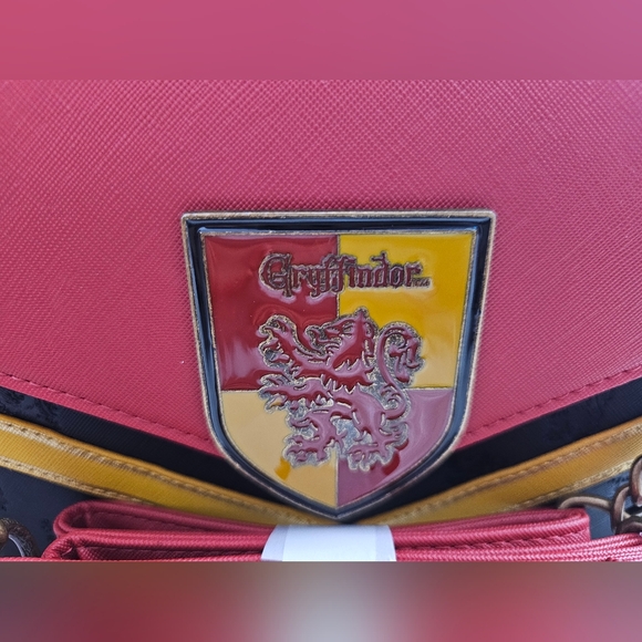 Loungefly Harry Potter bag 🔥 - Picture 4 of 8